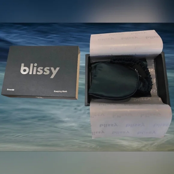 Blissy Silk Sleep Masks 100% Pure Muleberry Silk EMERALD BNWB - Picture 5 of 10